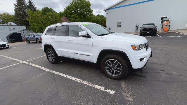 used 2022 Jeep Grand Cherokee car, priced at $29,687