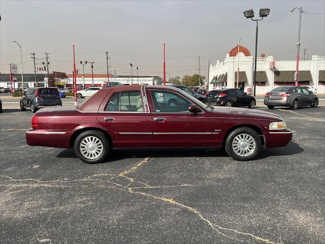 used 2006 Mercury Grand Marquis car, priced at $10,995