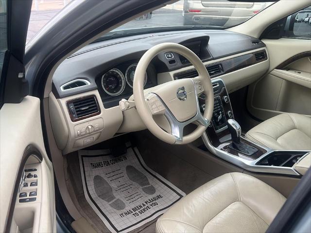 used 2013 Volvo XC70 car, priced at $14,995