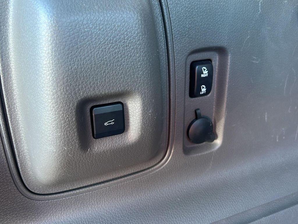 used 2010 Lincoln MKX car, priced at $12,995