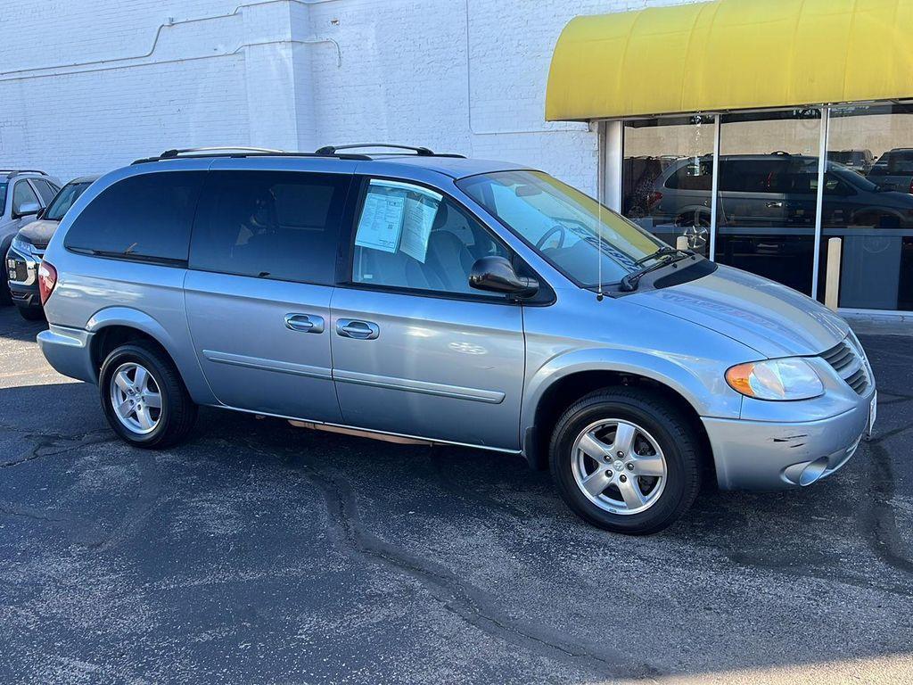 used 2006 Dodge Grand Caravan car, priced at $10,995