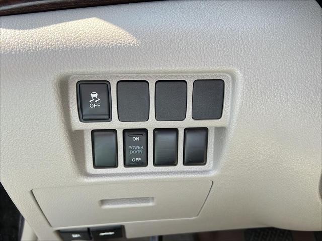 used 2016 Nissan Quest car, priced at $14,995
