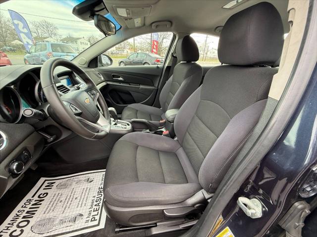 used 2014 Chevrolet Cruze car, priced at $5,295