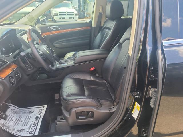 used 2014 Lincoln MKT car, priced at $6,495