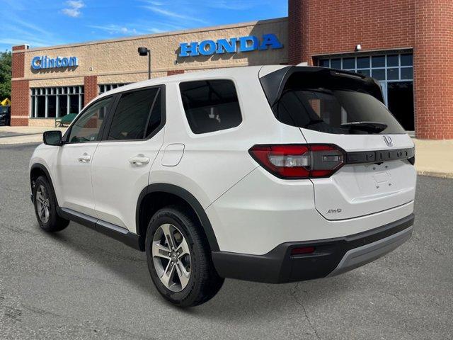 new 2025 Honda Pilot car, priced at $47,505