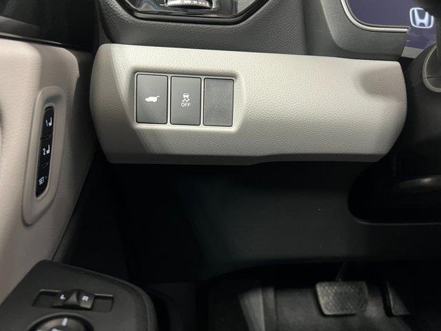 new 2025 Honda Pilot car, priced at $47,825