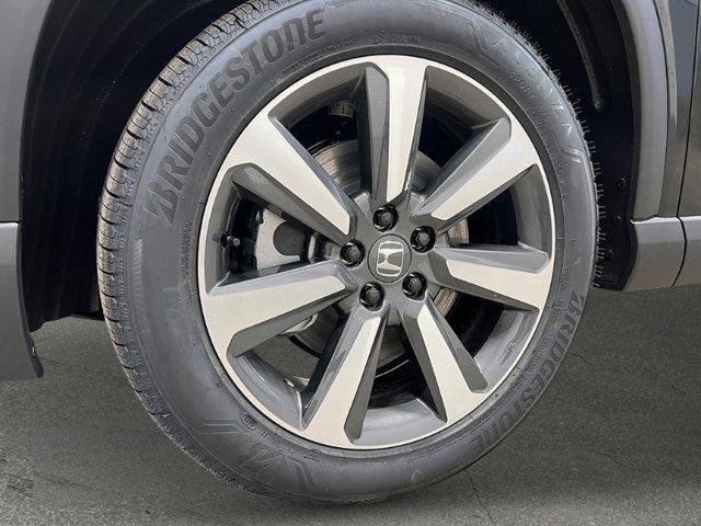 new 2025 Honda Pilot car, priced at $54,530