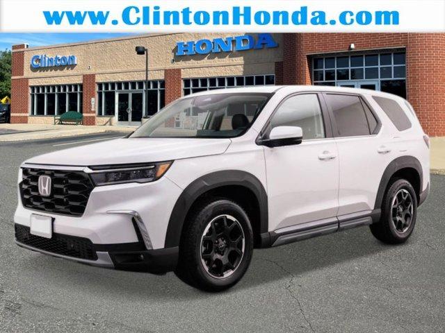 new 2025 Honda Pilot car, priced at $49,800