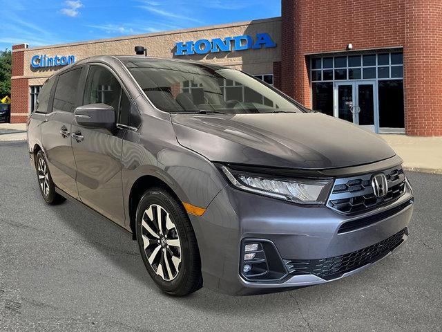 new 2026 Honda Odyssey car, priced at $44,290