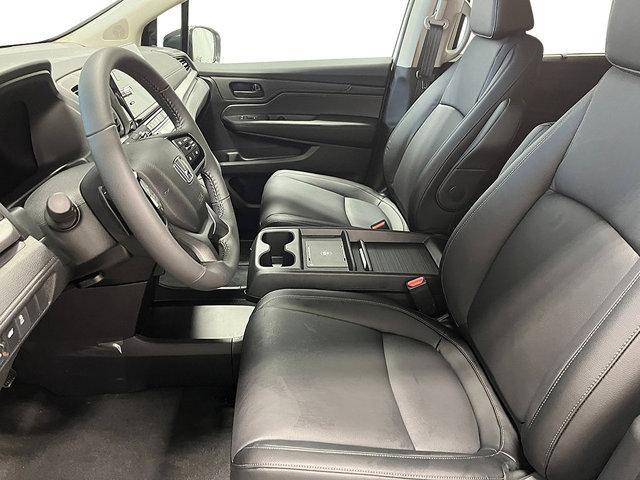 new 2026 Honda Odyssey car, priced at $44,290