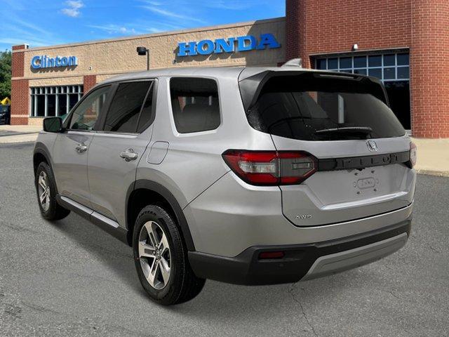 new 2025 Honda Pilot car, priced at $46,995