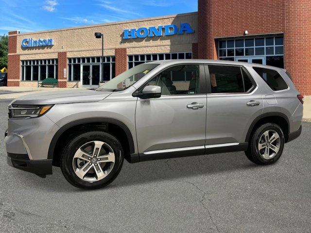 new 2025 Honda Pilot car, priced at $46,995