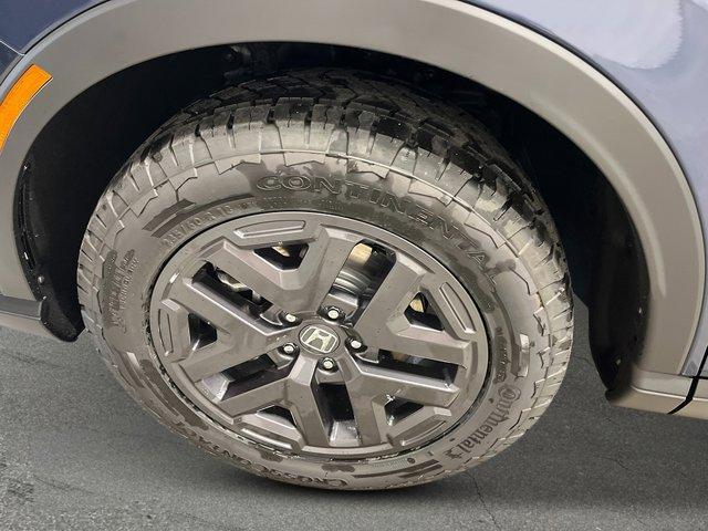 new 2026 Honda CR-V Hybrid car, priced at $40,250