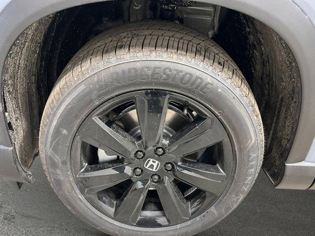 new 2025 Honda Pilot car, priced at $56,485