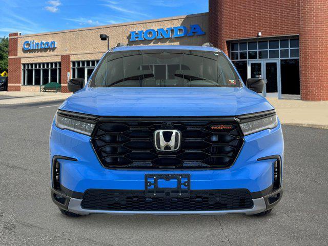 new 2025 Honda Pilot car, priced at $51,255