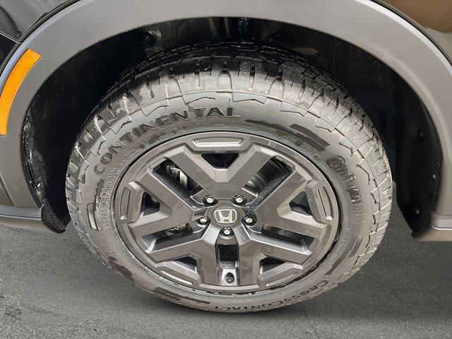 new 2026 Honda CR-V Hybrid car, priced at $40,250