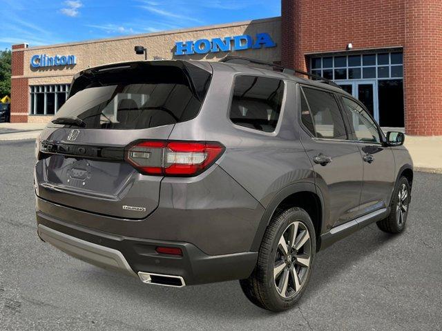 new 2025 Honda Pilot car, priced at $51,095