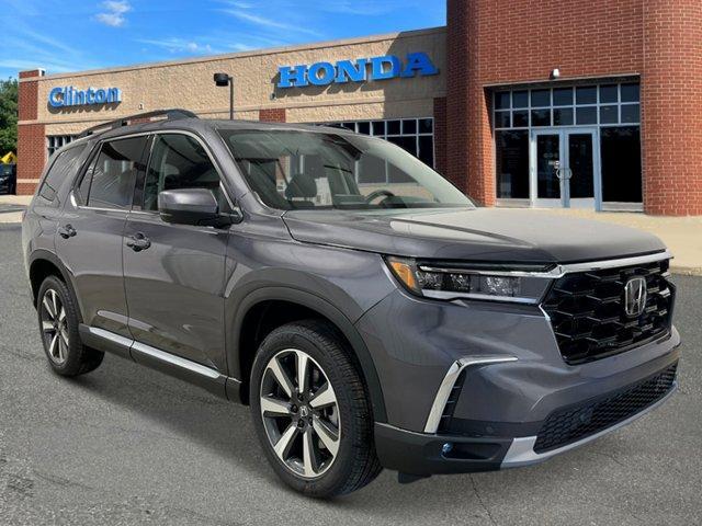 new 2025 Honda Pilot car, priced at $50,995