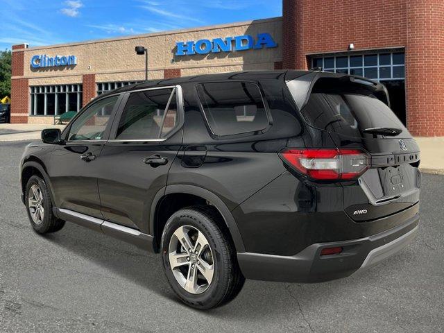 new 2025 Honda Pilot car, priced at $48,530