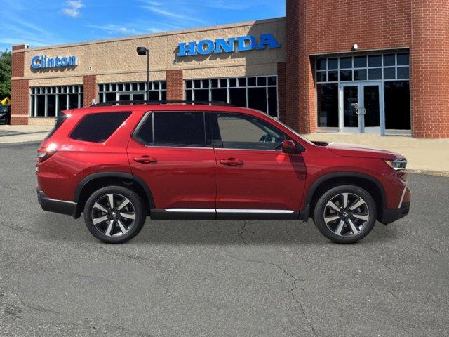 new 2025 Honda Pilot car, priced at $53,170