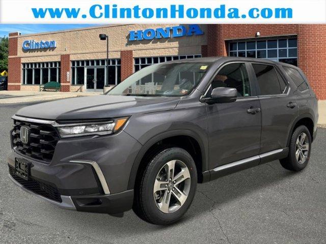 new 2025 Honda Pilot car, priced at $46,995