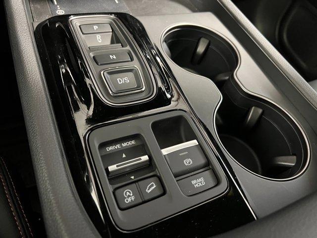 new 2025 Honda Pilot car, priced at $50,895