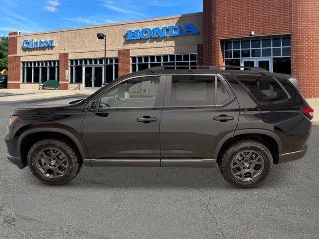 new 2025 Honda Pilot car, priced at $50,795