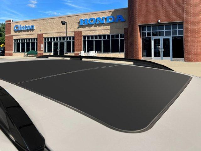 new 2025 Honda Pilot car, priced at $51,350