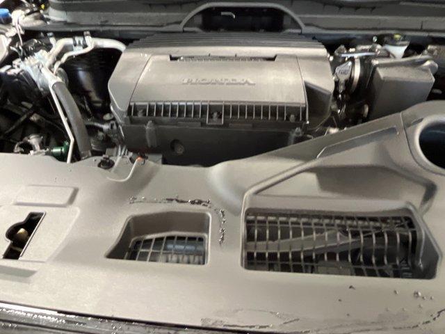 new 2025 Honda Pilot car, priced at $50,895