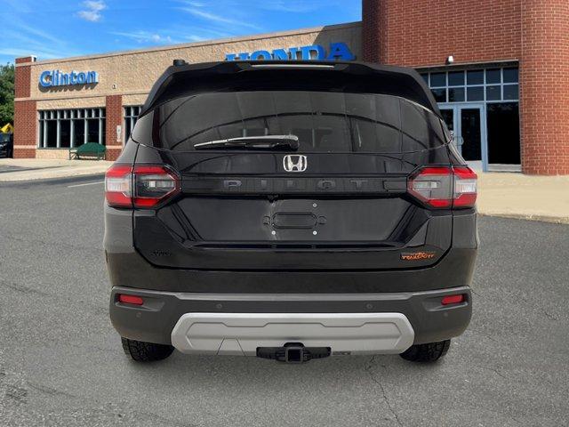 new 2025 Honda Pilot car, priced at $50,895