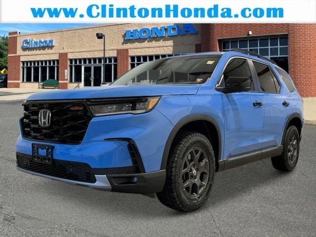 new 2025 Honda Pilot car, priced at $51,250