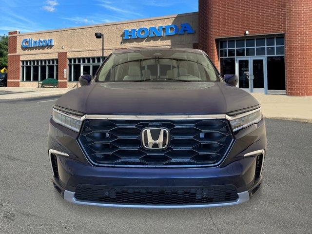 new 2025 Honda Pilot car, priced at $46,995