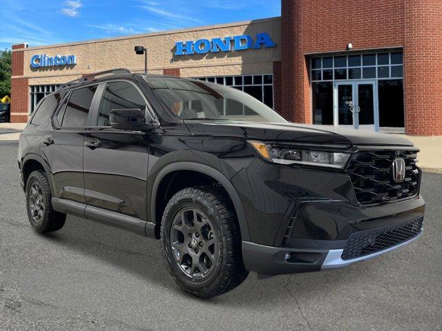 new 2025 Honda Pilot car, priced at $50,895