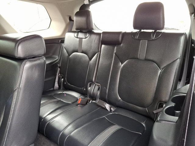 used 2025 Honda Pilot car, priced at $42,334