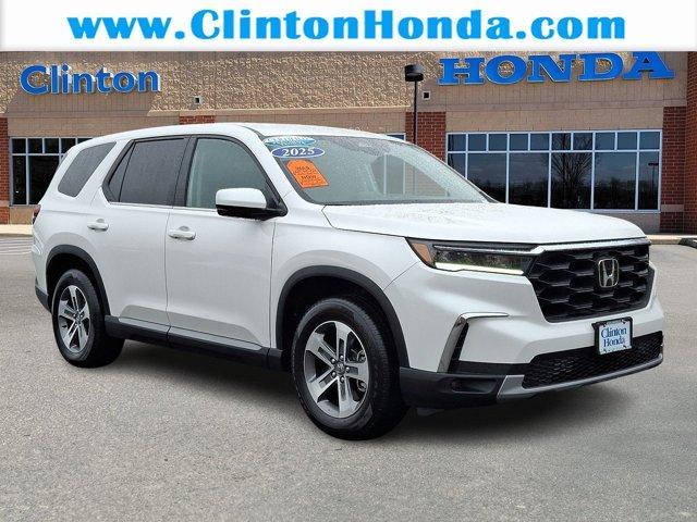 used 2025 Honda Pilot car, priced at $42,334