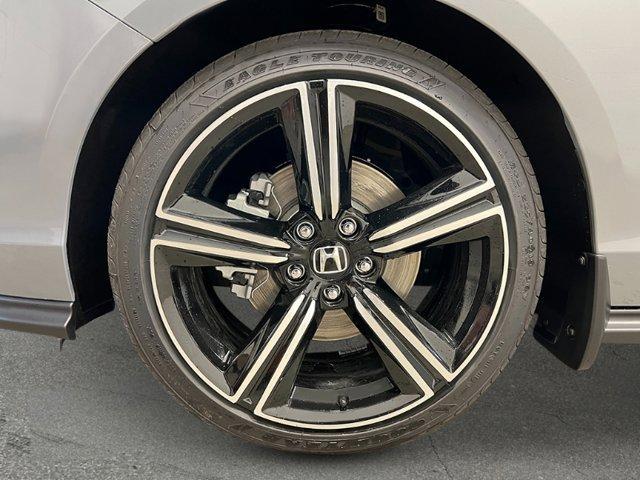 new 2025 Honda Accord Hybrid car, priced at $35,260