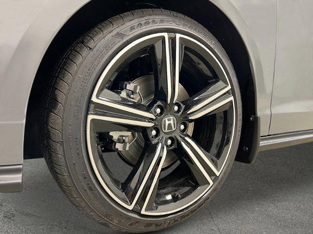 new 2025 Honda Accord Hybrid car, priced at $35,260