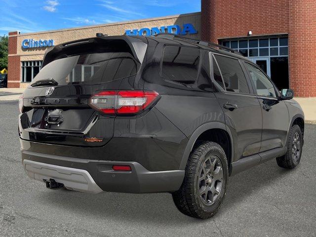 new 2025 Honda Pilot car, priced at $50,850