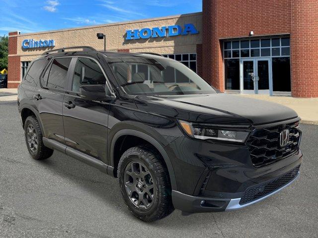 new 2025 Honda Pilot car, priced at $50,850