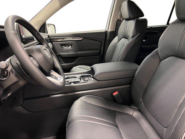 new 2025 Honda Pilot car, priced at $56,250