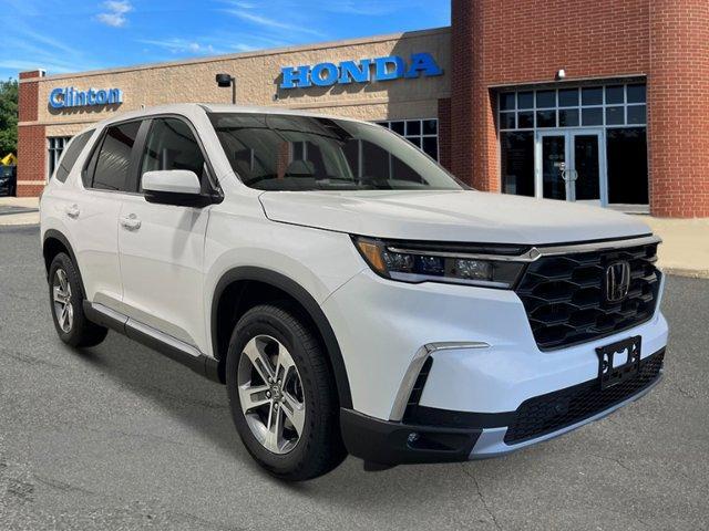 new 2025 Honda Pilot car, priced at $48,930