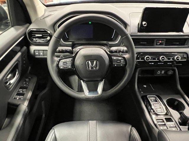 new 2025 Honda Pilot car, priced at $47,550