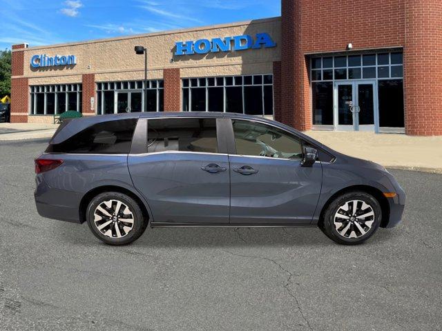 new 2026 Honda Odyssey car, priced at $44,290