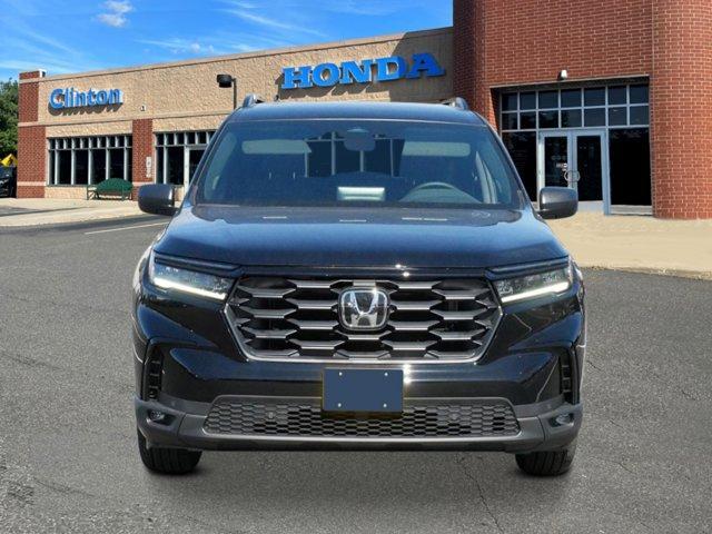new 2025 Honda Pilot car, priced at $44,500