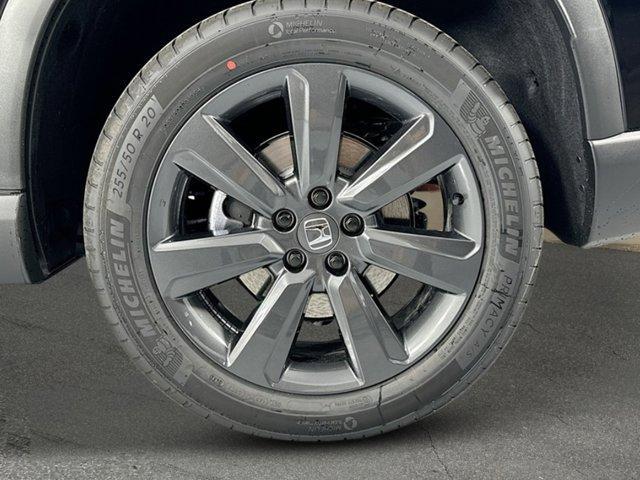 new 2025 Honda Pilot car, priced at $44,500