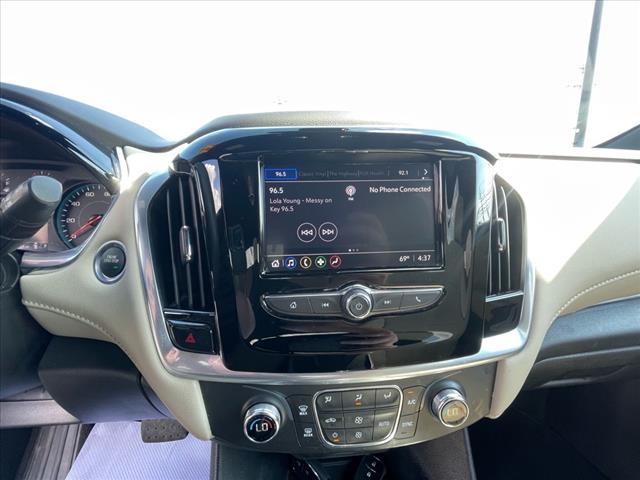 used 2022 Chevrolet Traverse car, priced at $26,990