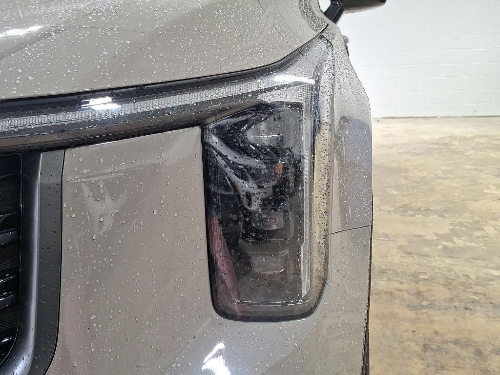 used 2024 Kia Sorento car, priced at $36,740