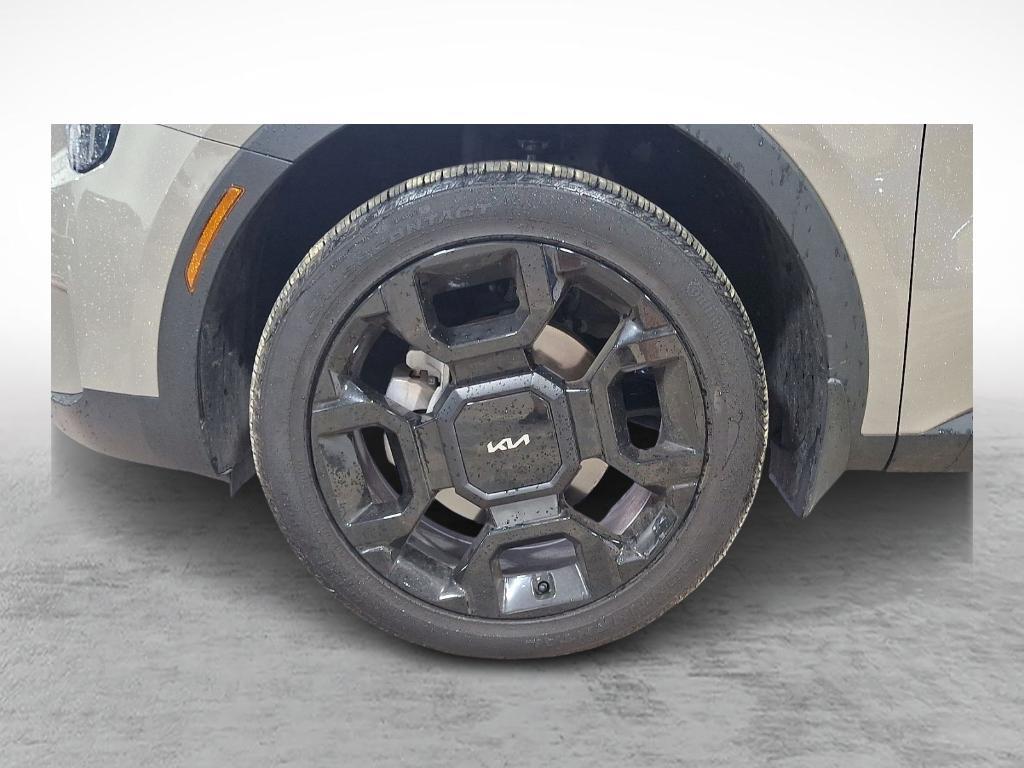 used 2024 Kia Sorento car, priced at $36,740