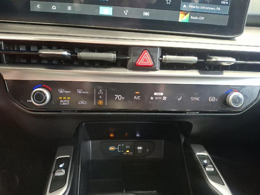 used 2024 Kia Sorento car, priced at $36,740