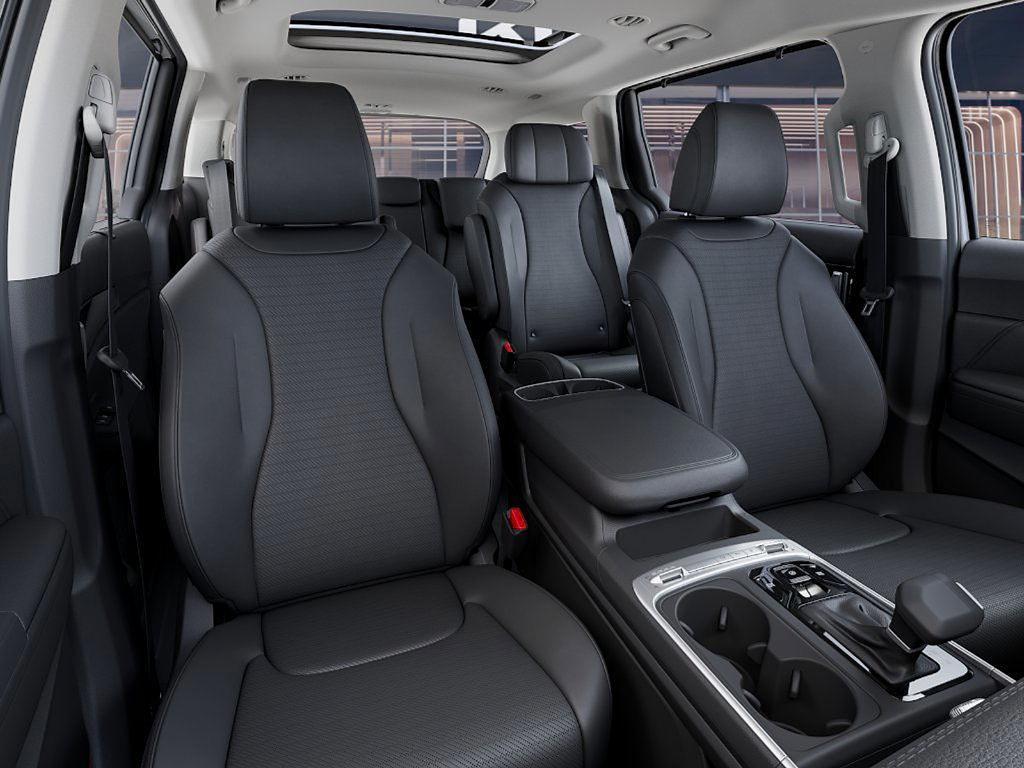 new 2025 Kia Carnival car, priced at $50,152